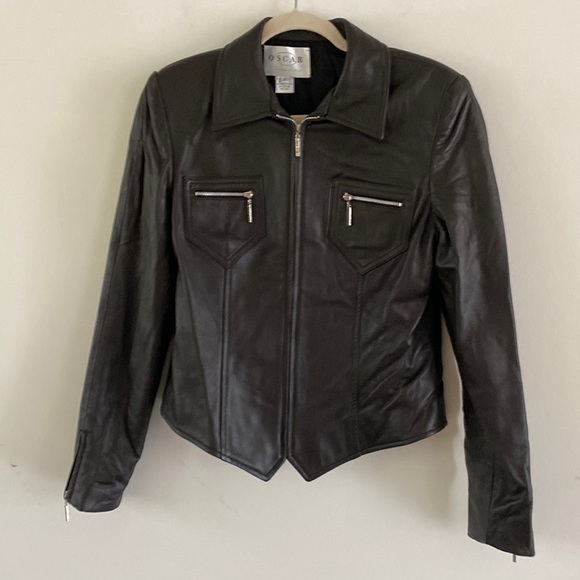 Oscar de la Renta Jackets & Blazers - VTG Oscar de la Renta Brown Leather Jacket Coat. Made in USA. Size 8